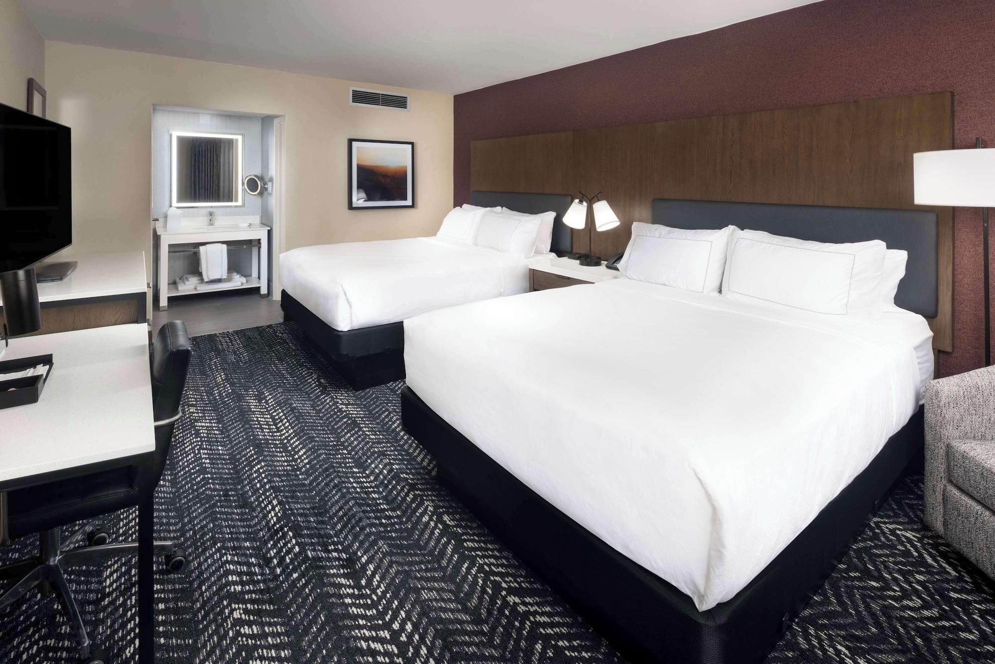 Room, Multiple Beds