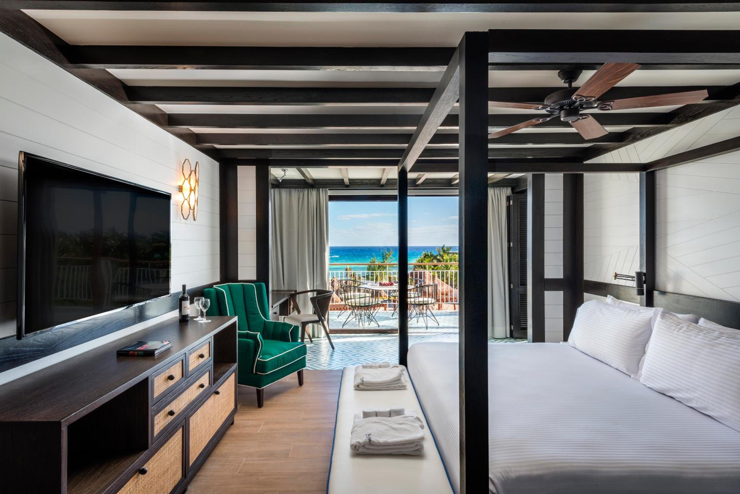 Eden, Roof Top, Master, Suite, Adult Only