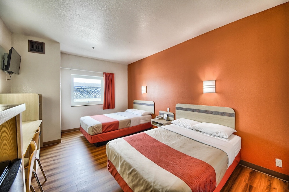 Motel6 Mission, TX 15/49