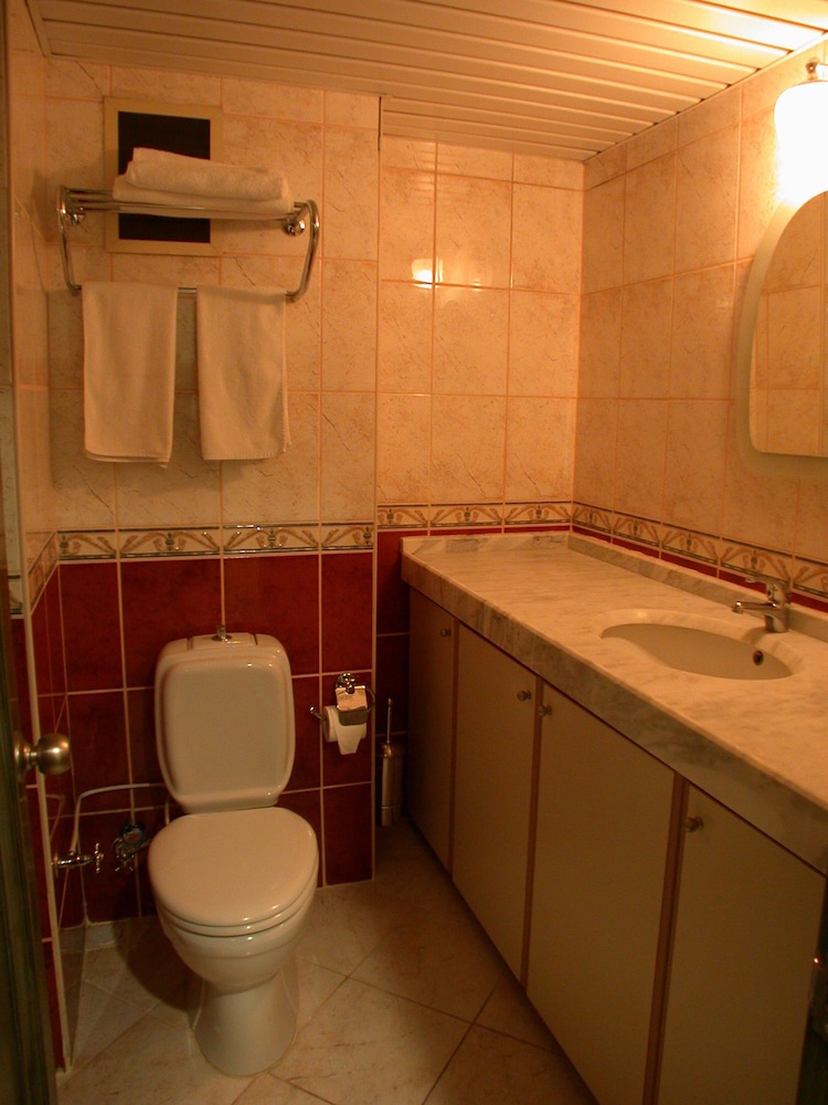 AEGEAN PARK HOTEL 20/40