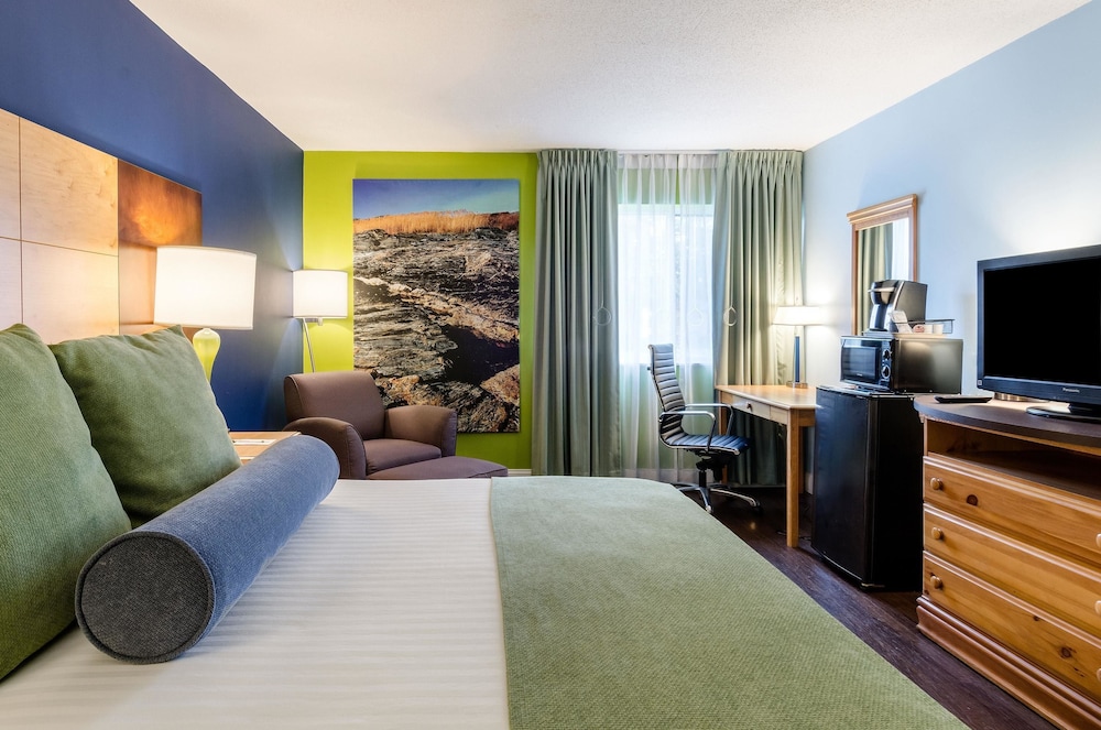 Clarion Inn Seekonk - Providence 6/29