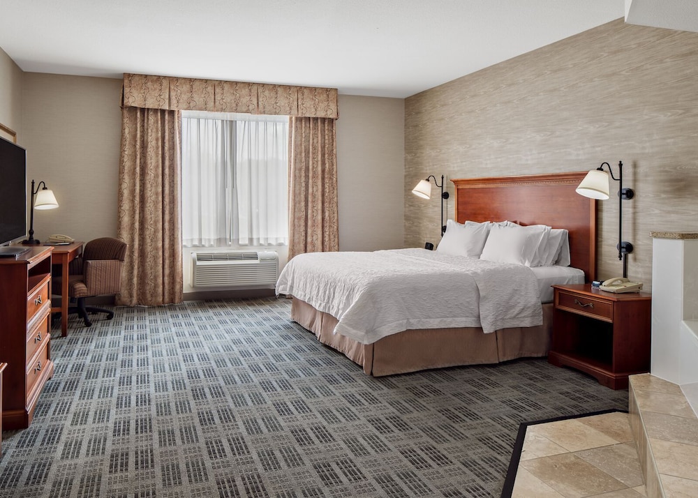 Hampton Inn & Suites Grove City 9/39