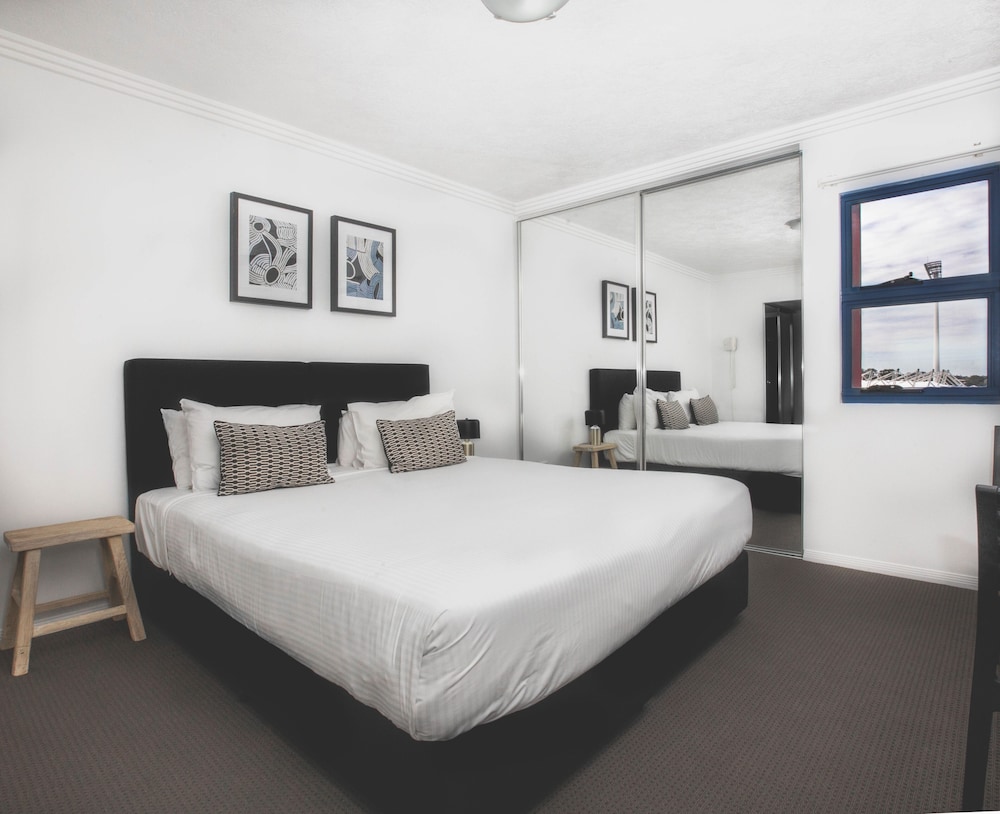 Gabba Central Apartments 26/80