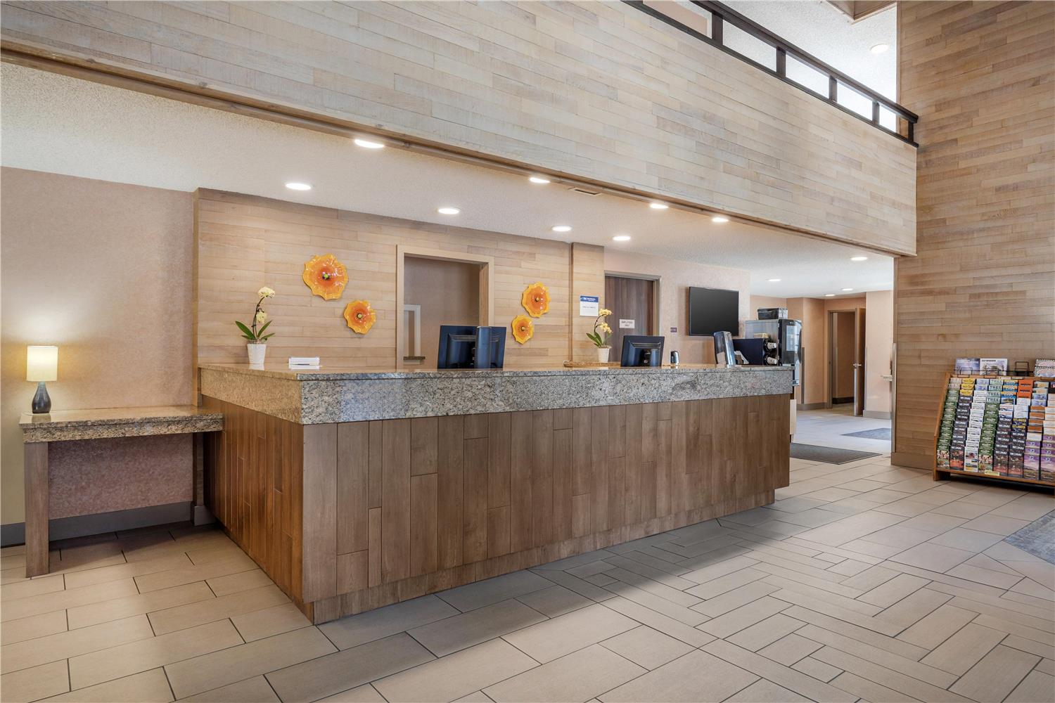 Best Western Plus Oak Harbor Hotel & Conference Center 7/41