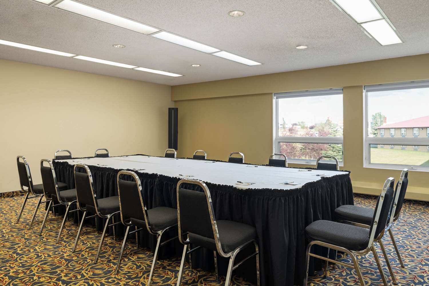 Super 8 by Wyndham Sherwood Park/Edmonton Area 38/46