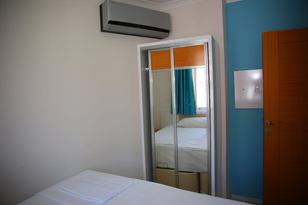 Can Residence 9/22