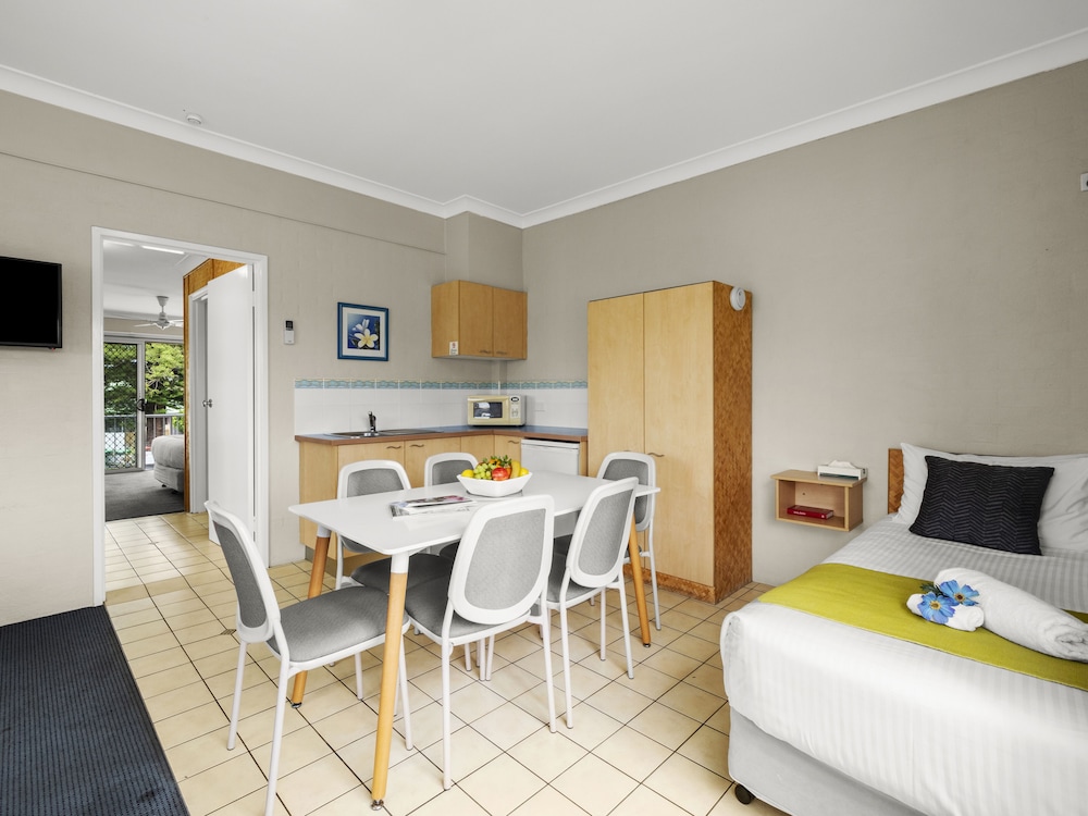 YAMBA SUN MOTEL 27/60