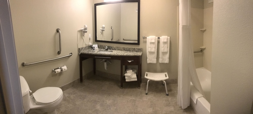 Americinn By Wyndham Osage 15/48