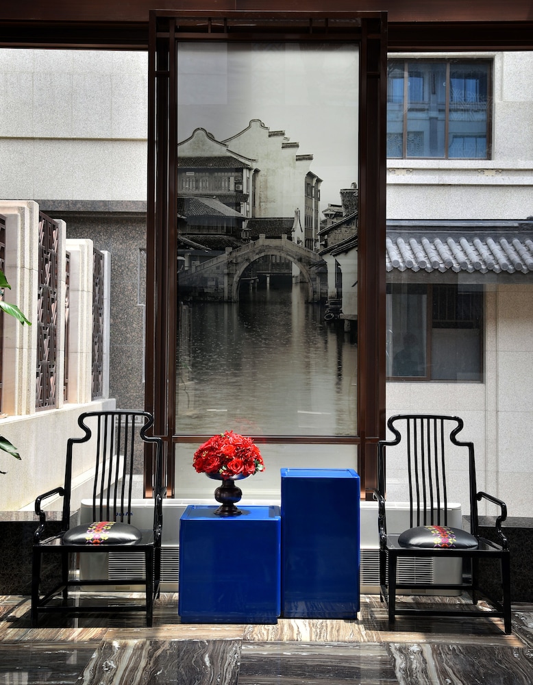 Hilton Garden lnn Tongxiang Wuzhen 48/50
