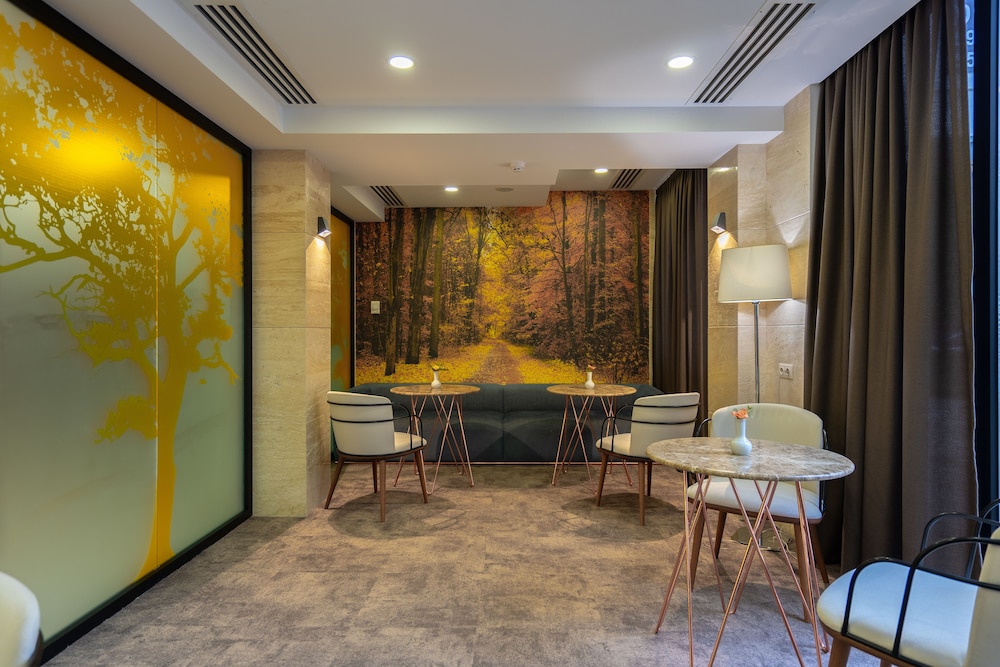 Hotel Atlas Abashidze 21/34