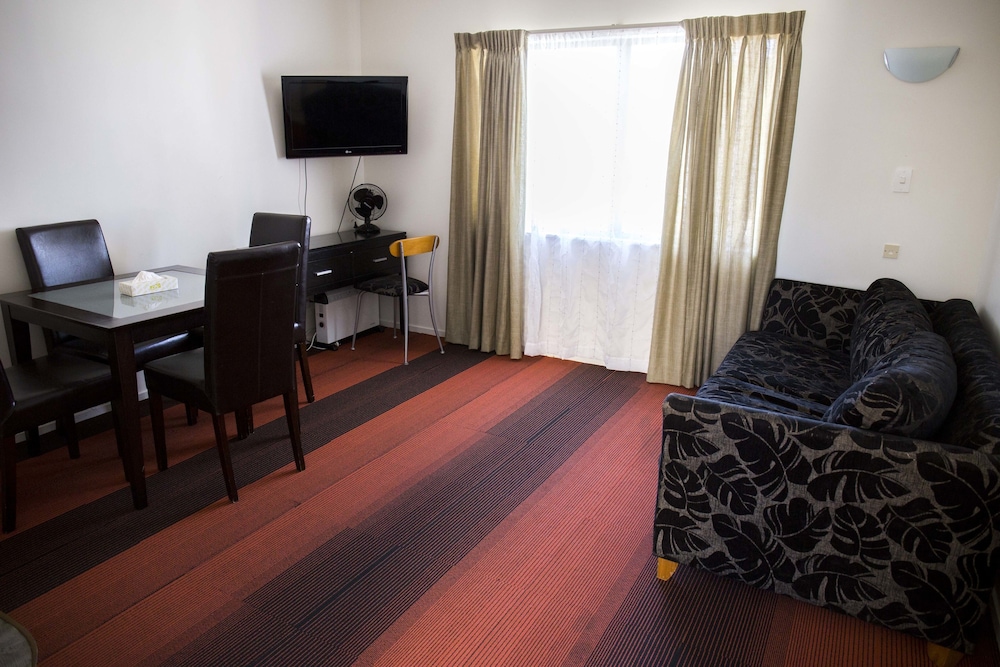 AUCKLAND NEWMARKET MOTEL 30/44
