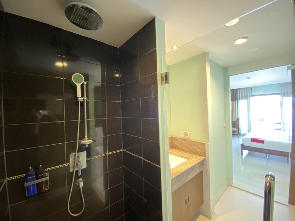 Siam Triangle Hotel 15/61