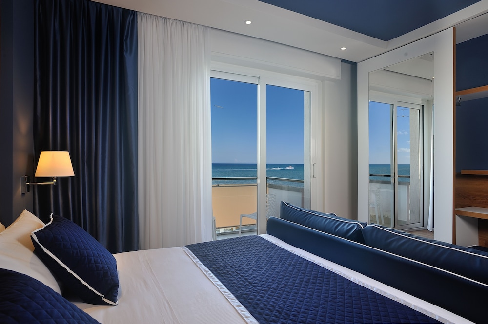 1 BEDROOM, SUPERIOR, SEA VIEW, BALCONY