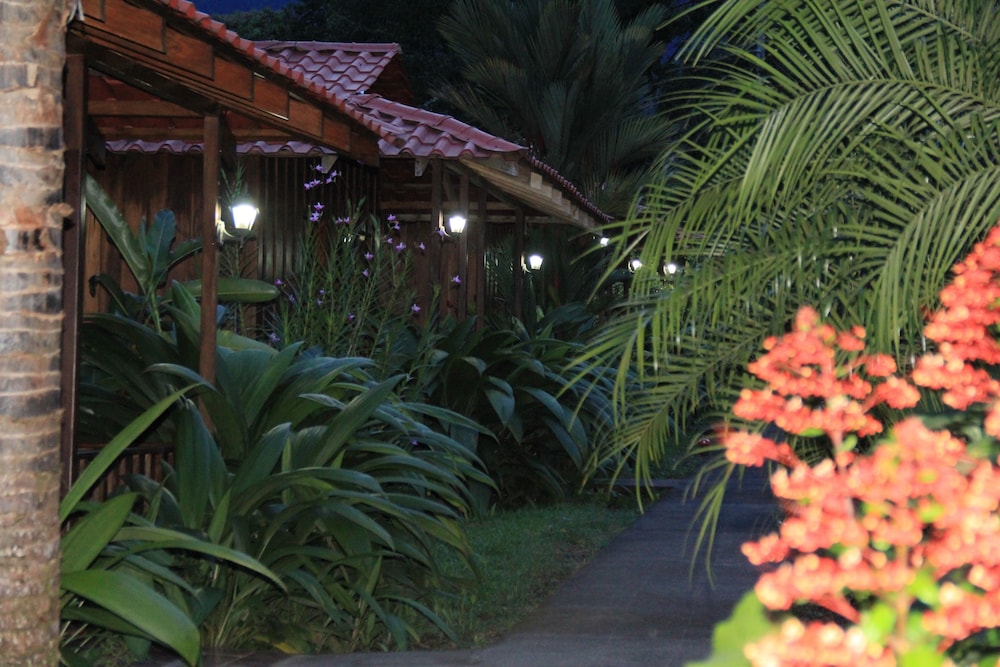 Hotel Rancho Cerro Azul 46/50