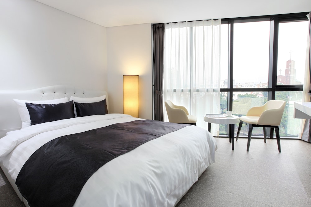 STANDARD, DOUBLE BED