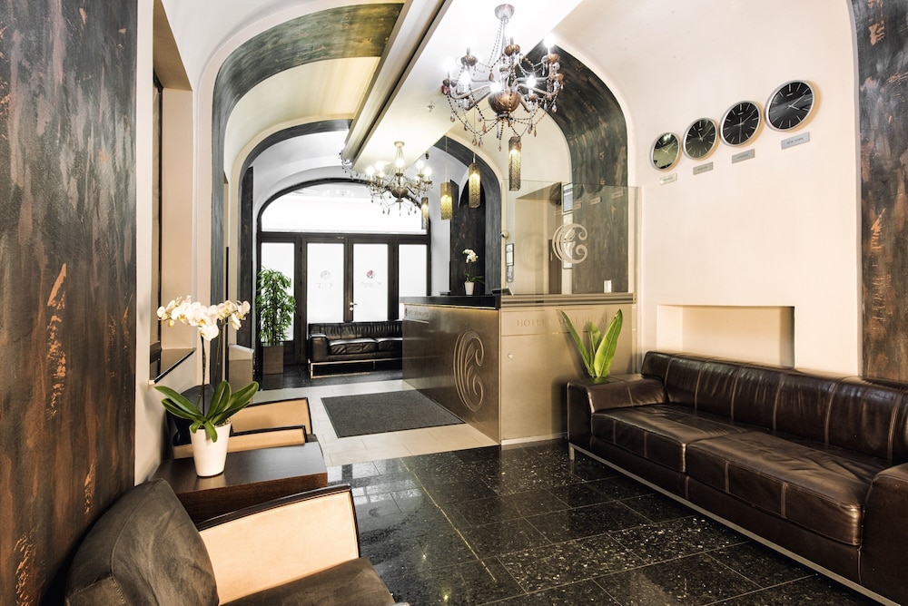 Carat Boutique Hotel 7/57