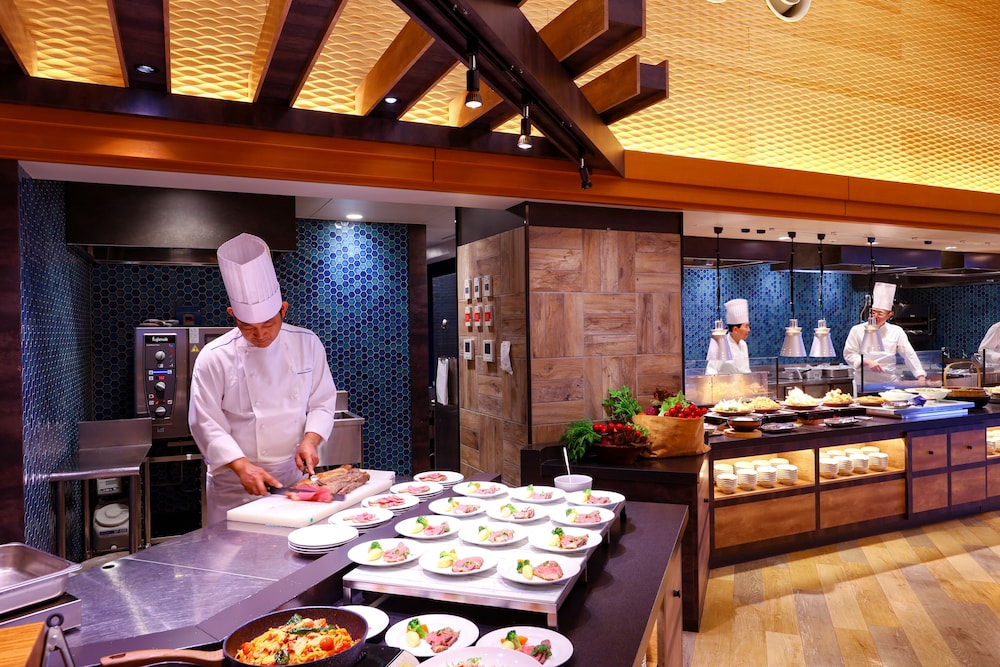 Ooedo Onsen Monogatari Premium Shiomiso 9/50