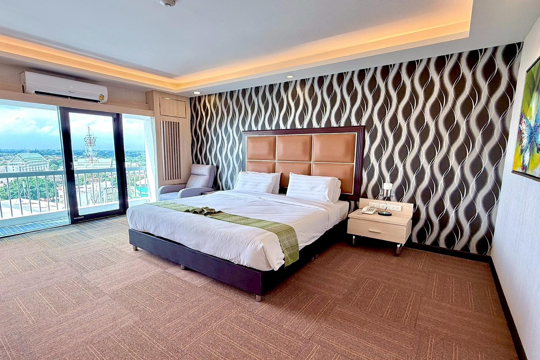 LUXURY, DOUBLE BED