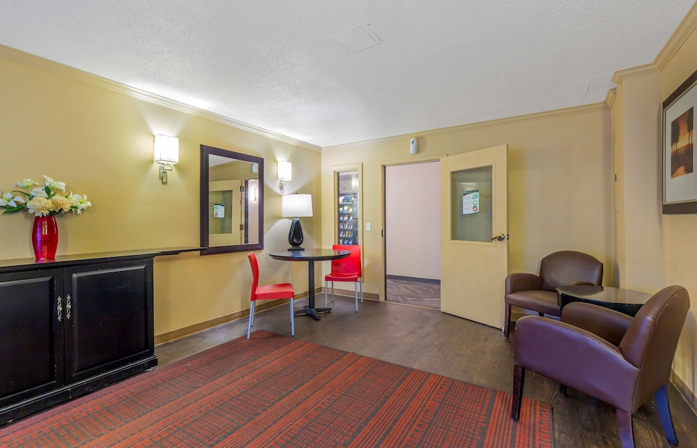 Extended Stay America - Boston - Burlington 12/77