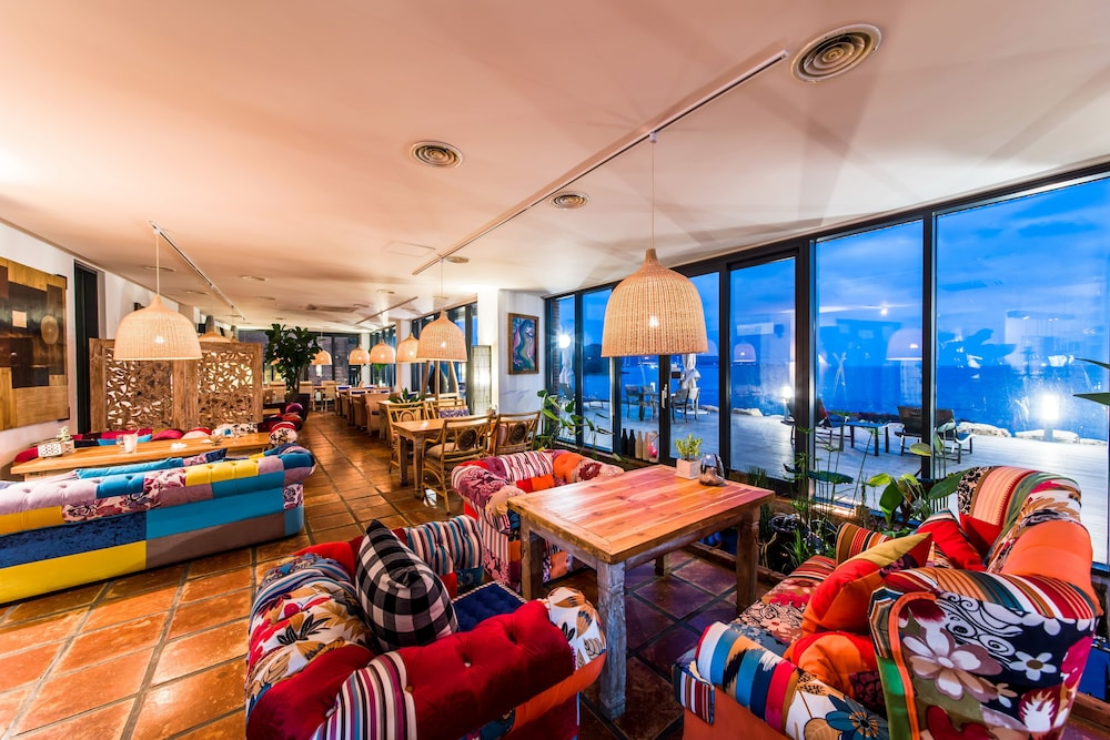 Zen Hideawayatjeju 50/58