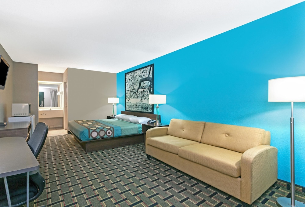 Super 8 By Wyndham Brunswick South 15/18