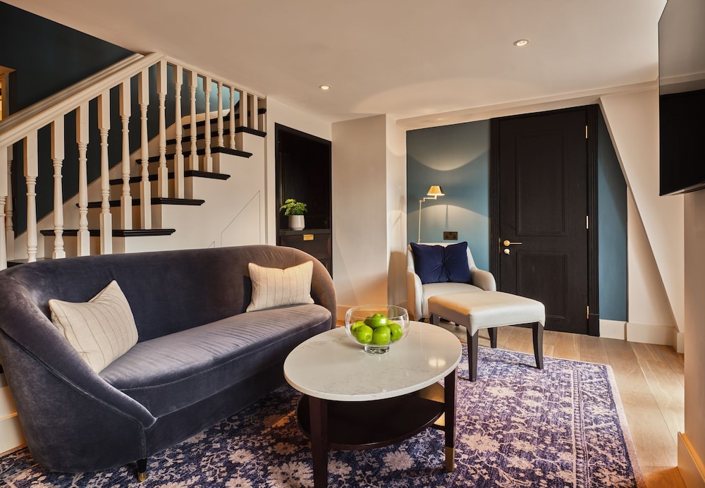 The Mayfair Townhouse – an Iconic Luxury Hotel 46/66