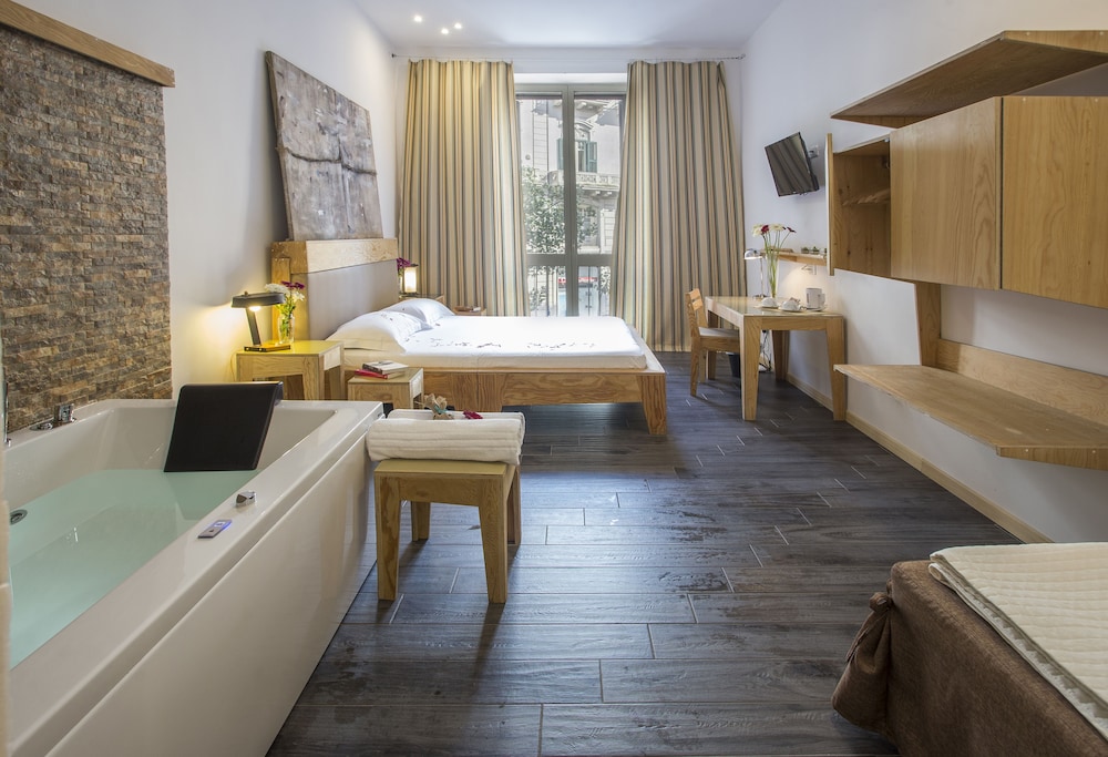 AQUAROOMS 20/50