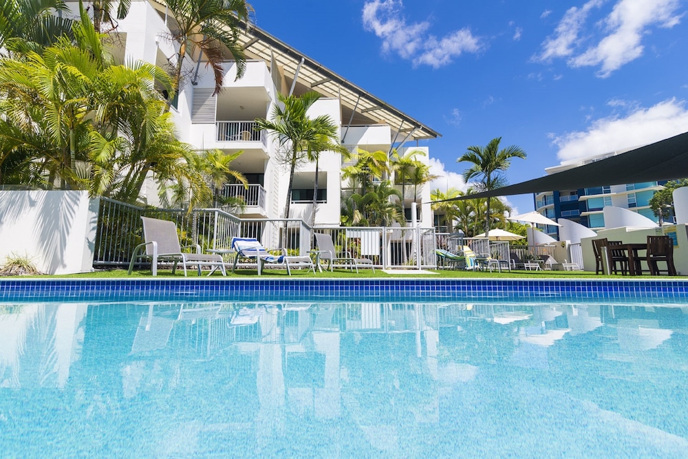 Beach Club Resort 67/71