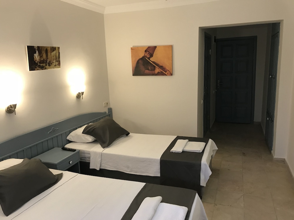 Kilim Hotel 26/71