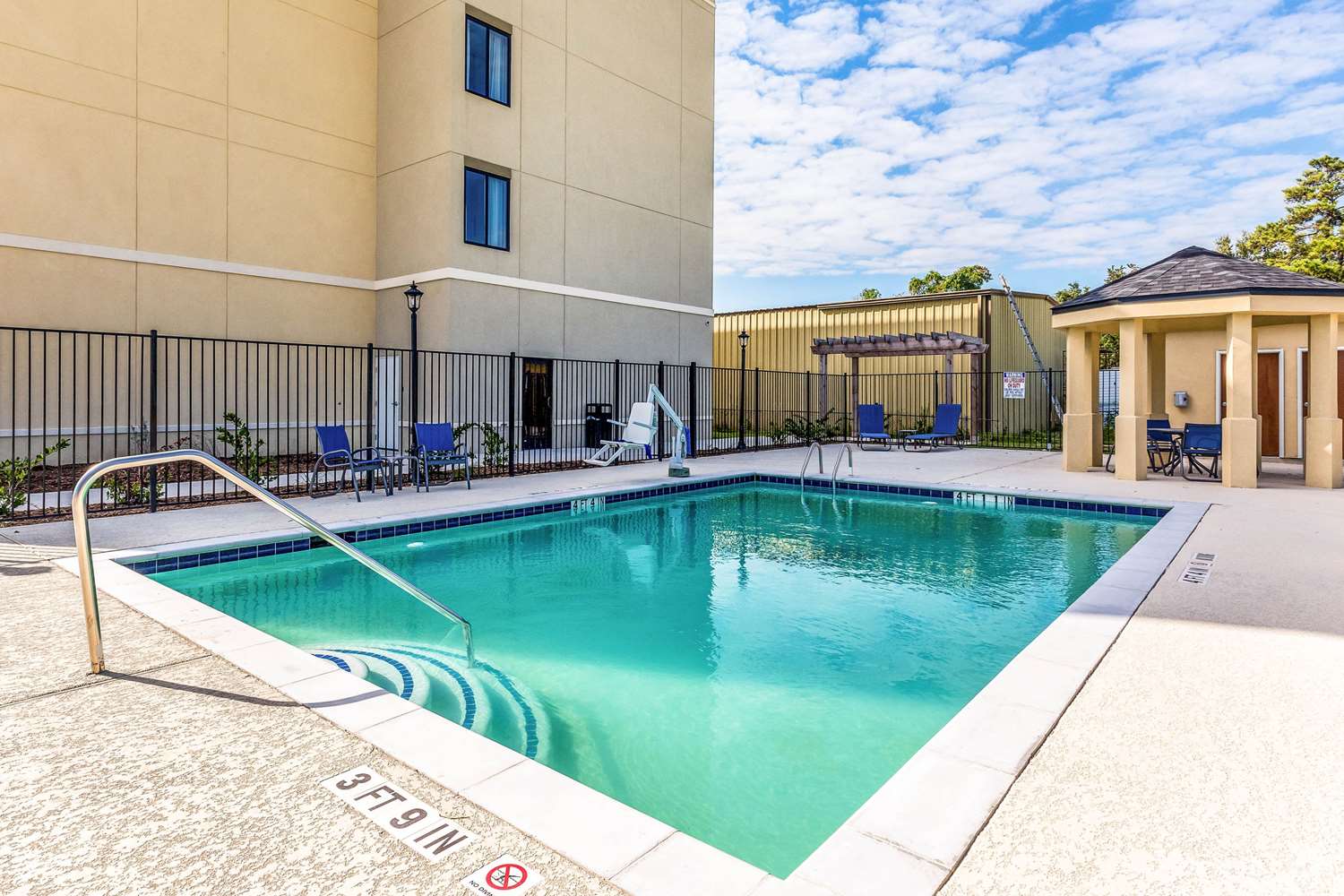 Comfort Suites Channelview - Houston East 22/41