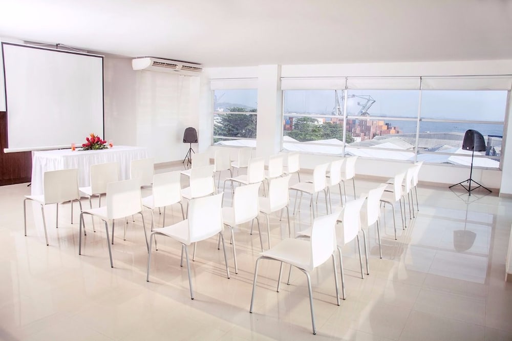 Hotel Altamar 36/40