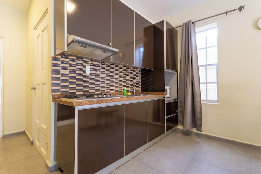 Delynne Boutique Hotel 12/50