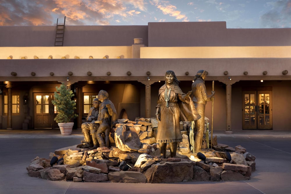 Hyatt Regency Tamaya Resort Spa 6/76