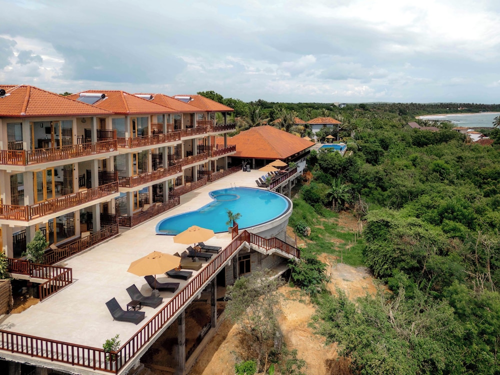 Ananthaya Beach 2/43