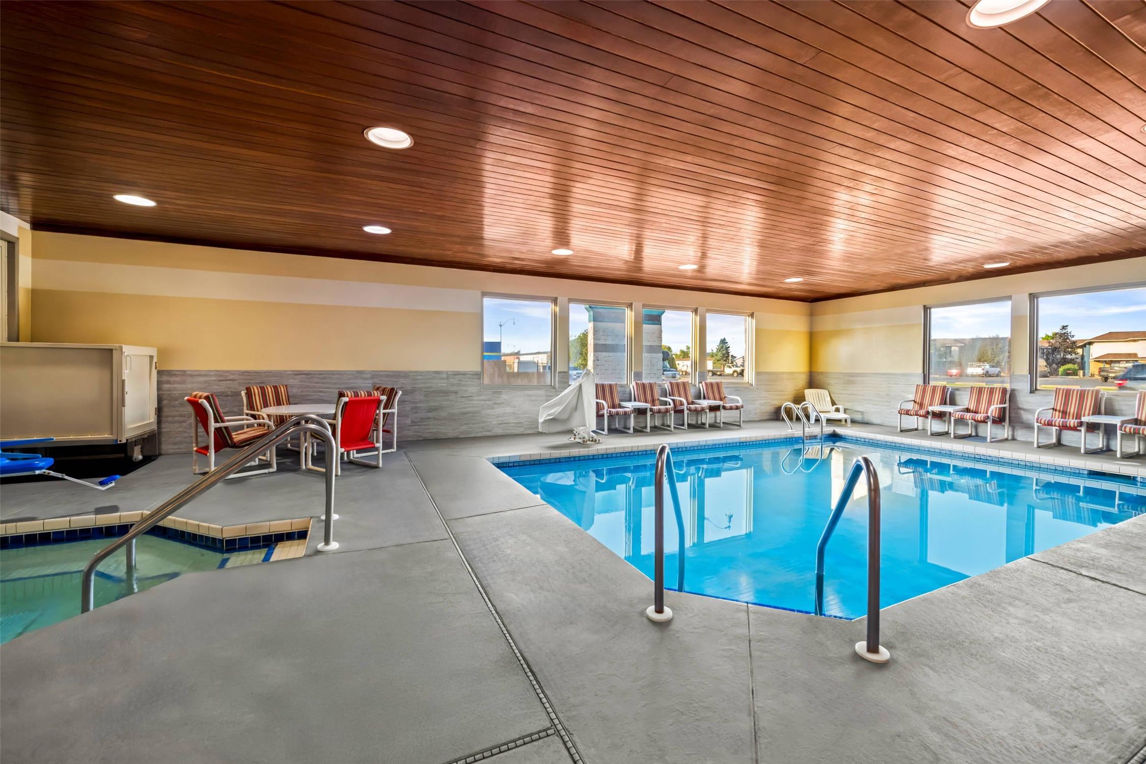 Quality Inn La Crosse North 9/24