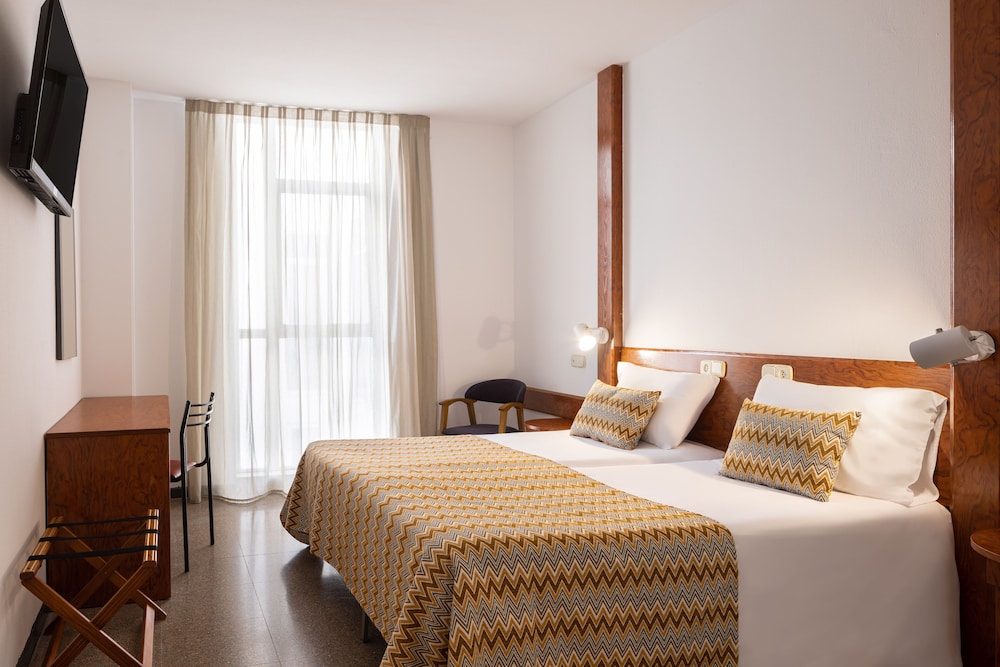 ECONOMY, DOUBLE BED