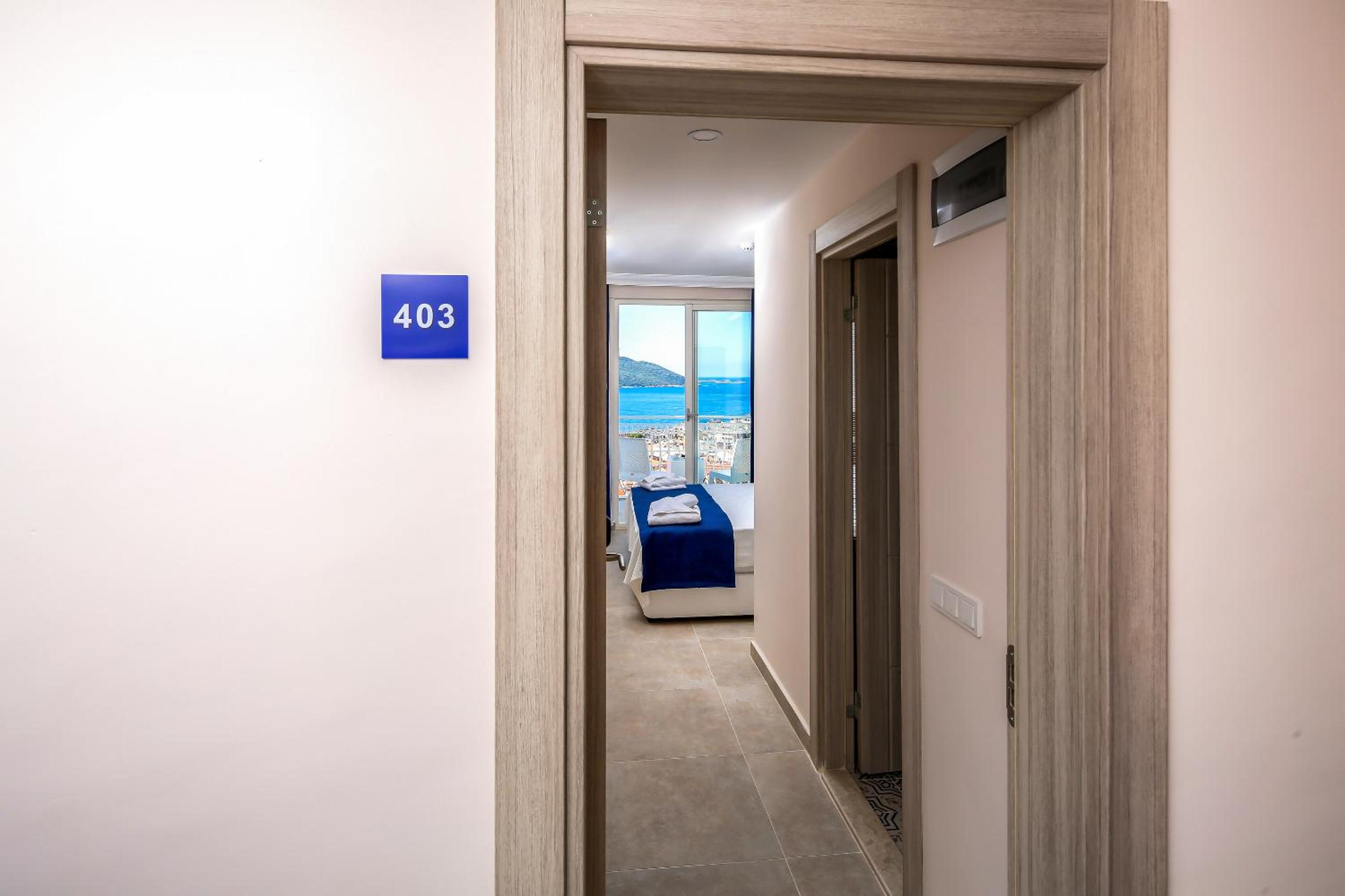Oreo Hotel 51/74