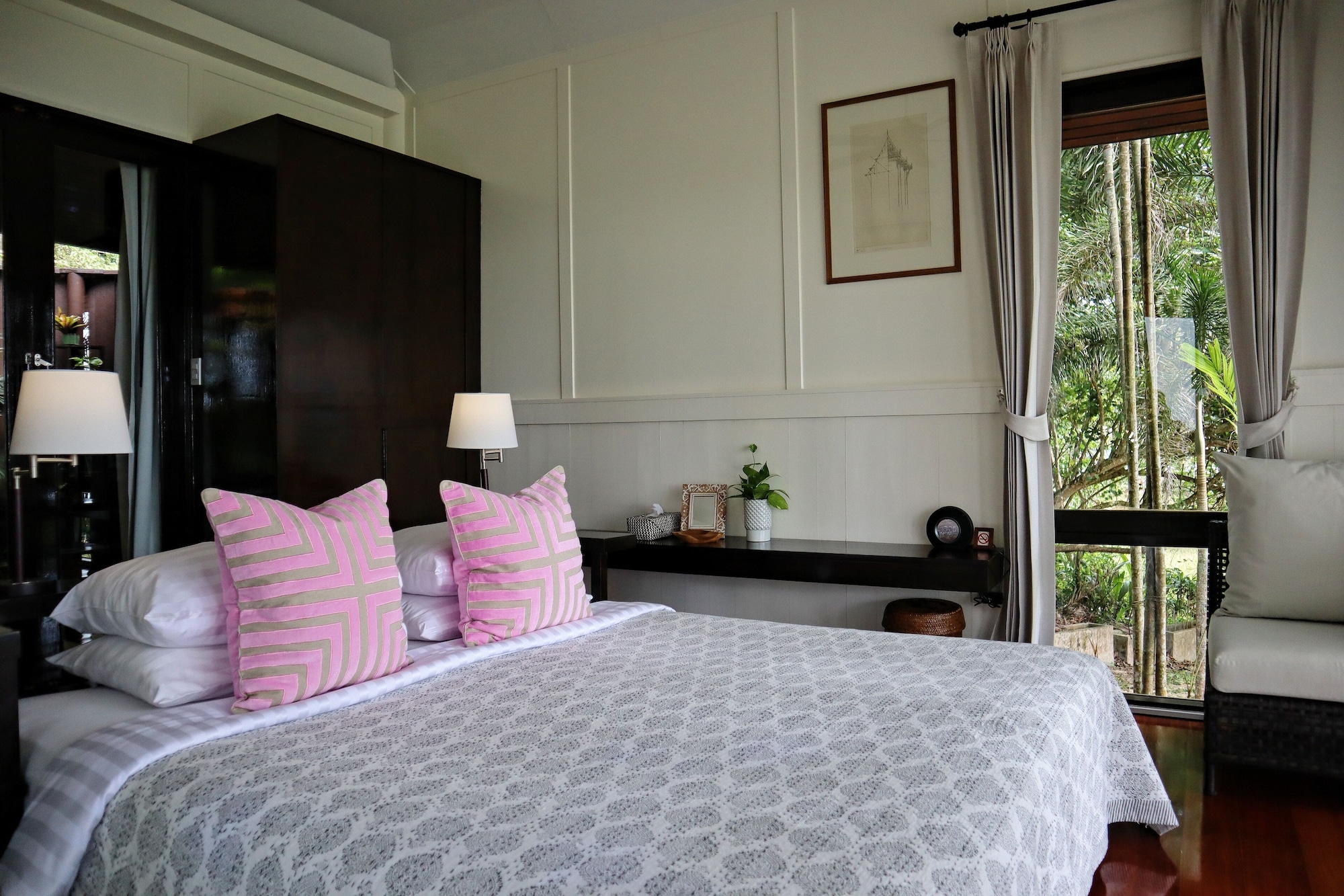 Sweet, King Bed