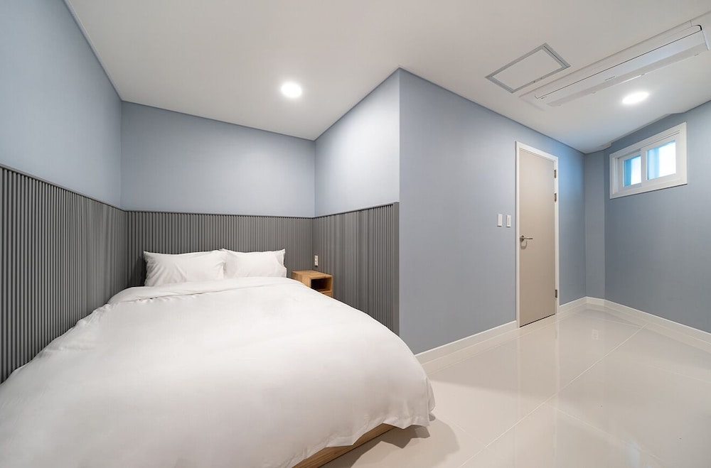 Ocean Terra Resort 9/50