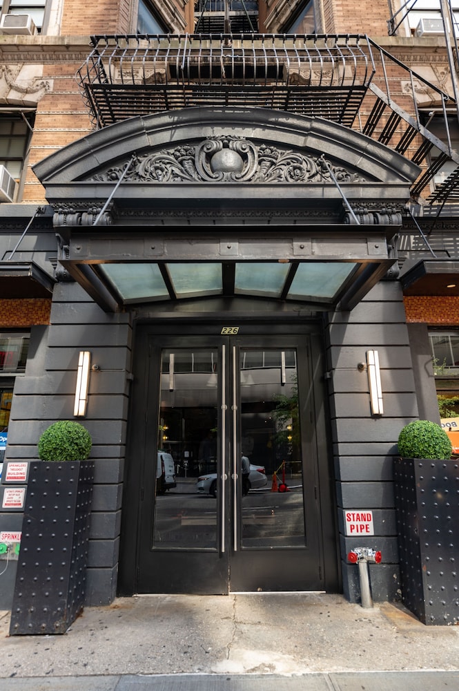 The Square Hotel in NEW YORK - NY
