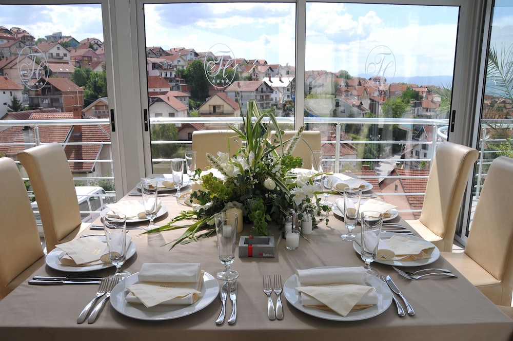 Tami Residence 32/49