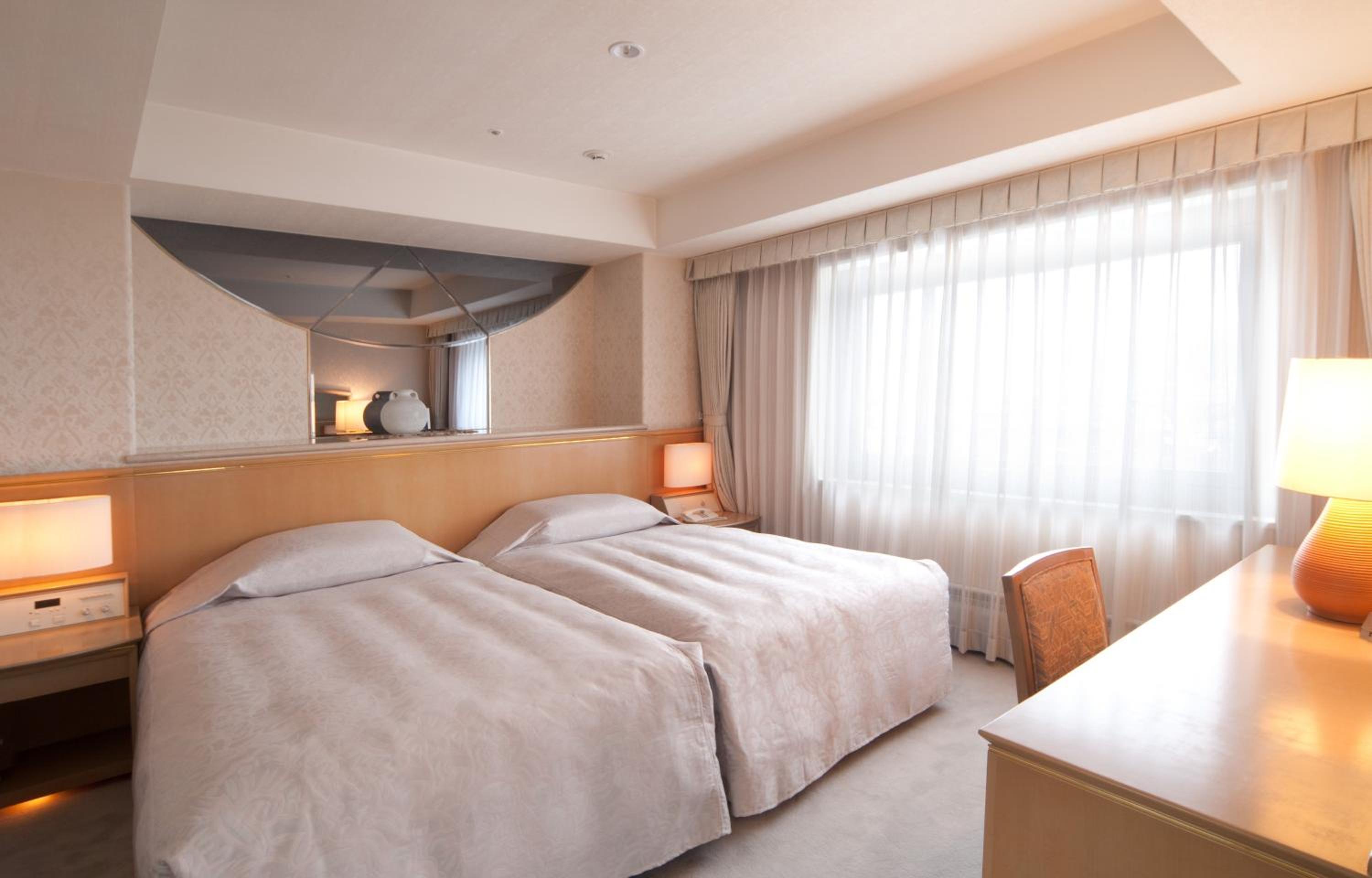 جناح ملكي، BELLINO HOTEL ICHINOSEKI 2/2