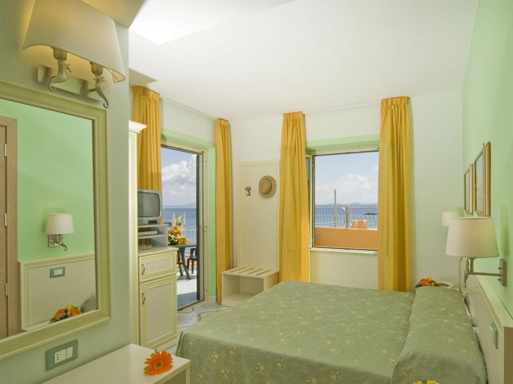 Hotel Rivamare 8/54