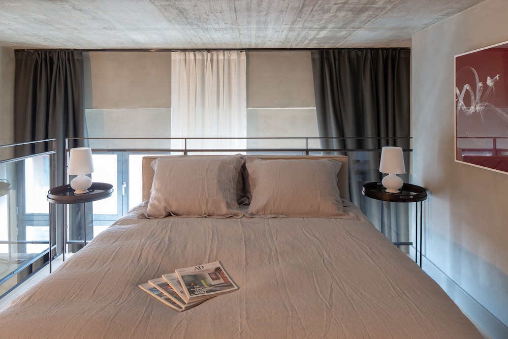 Edit Lofts 15/65