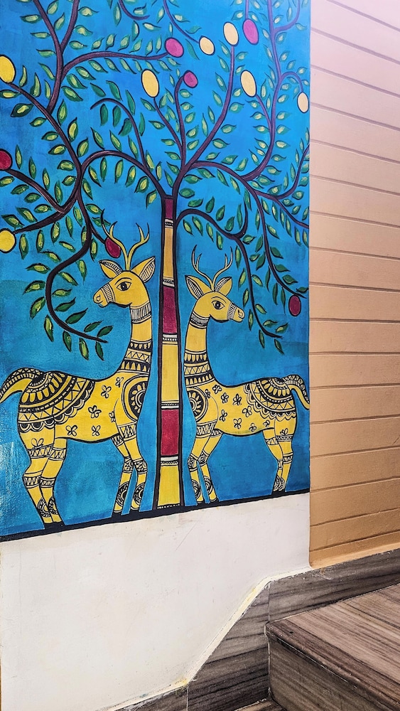 Praskash Kutir 13/70