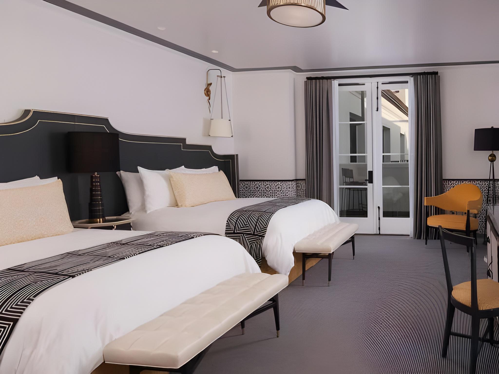 SEVILLA, 2 QUEEN BEDS, ACCESSIBLE