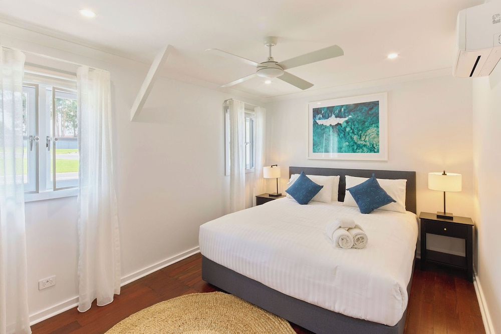 4 Bedrooms, Azure, Home, Lodge, 3 King Beds, Single Bed