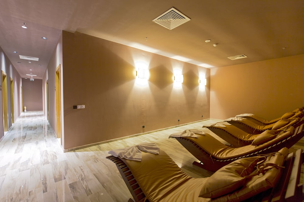 Euphoria Batumi Convention And Casino Hotel 37/63