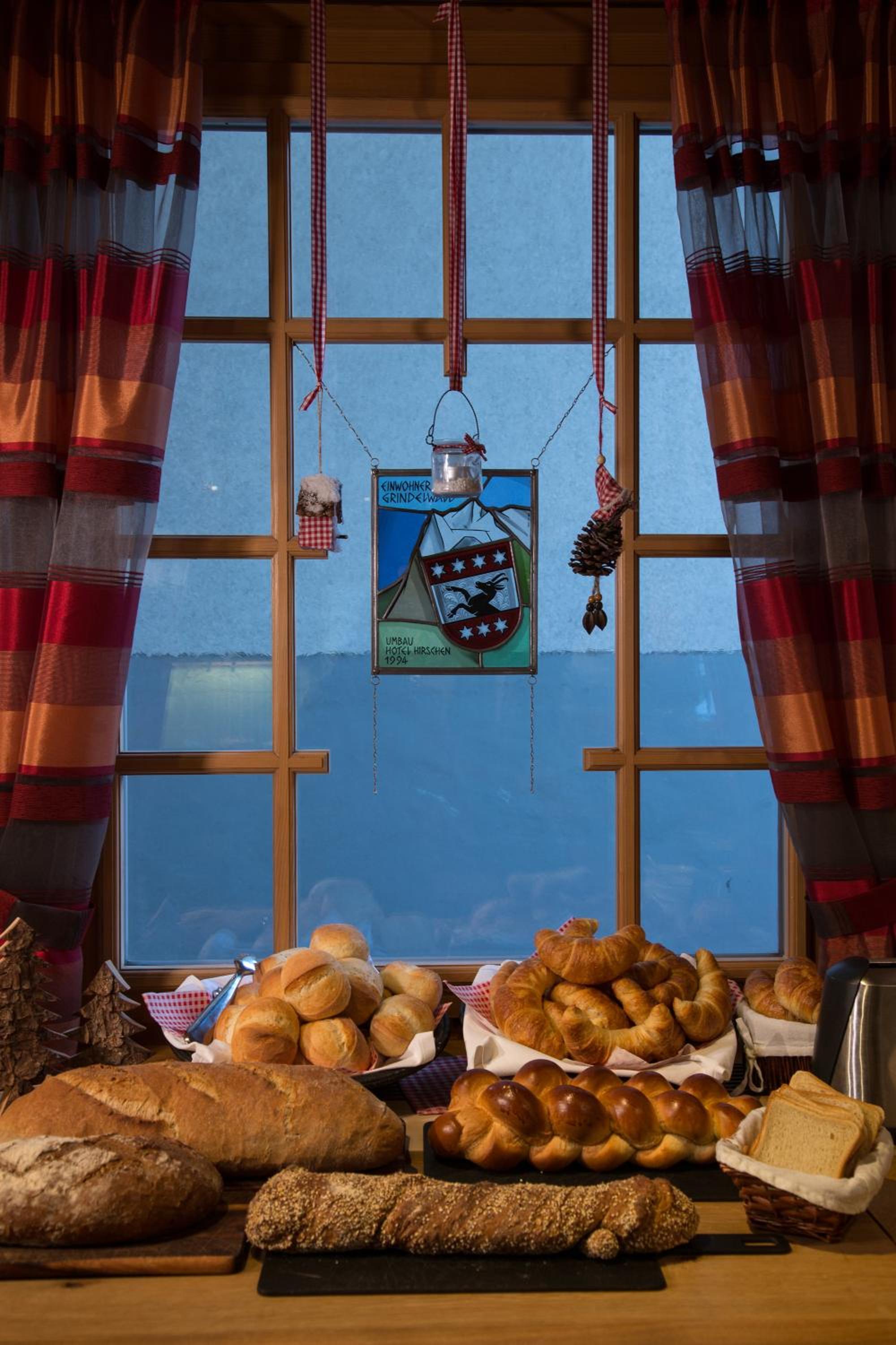 HOTEL HIRSCHEN 49/55