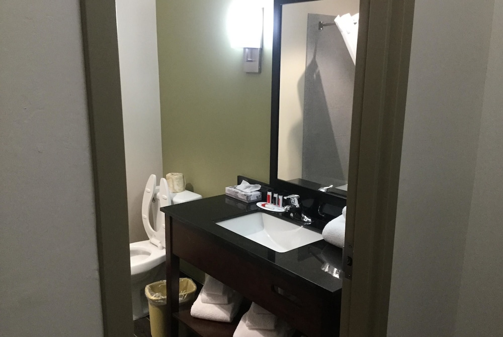 Garner Hotel Page - Lake Powell Area By IHG 18/75